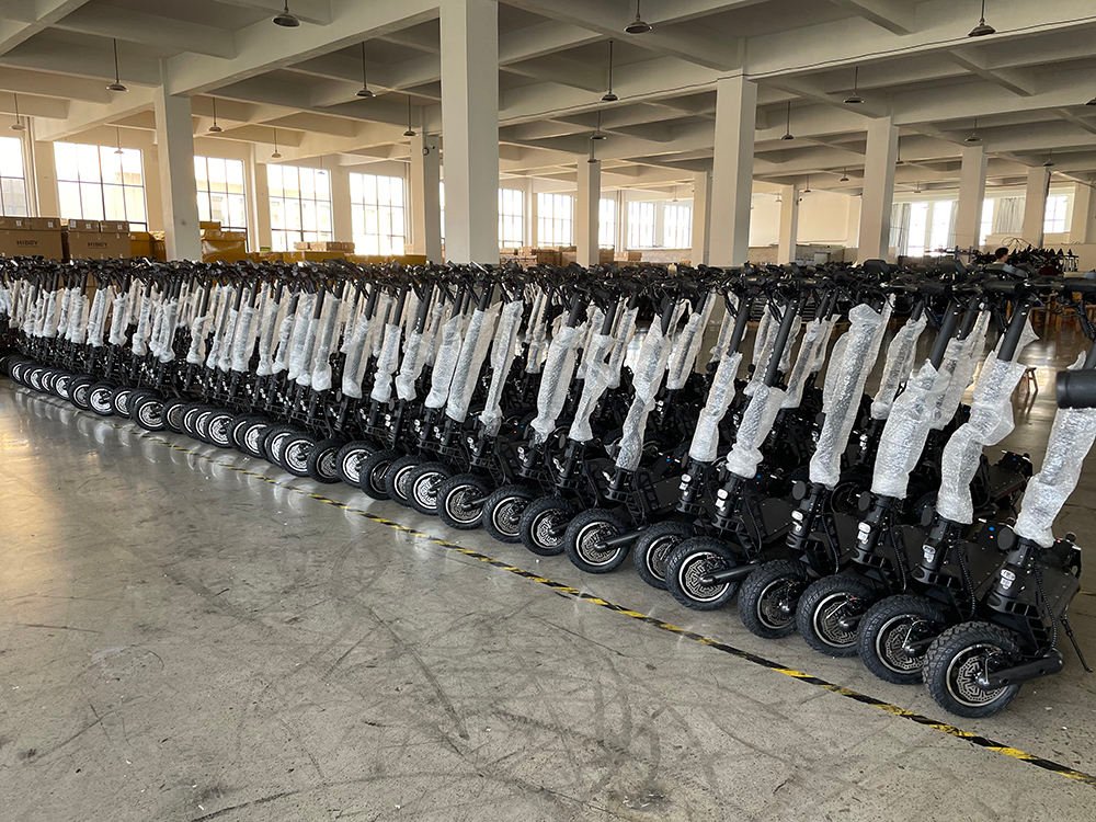 🛴 Scooter Électrique Pliable avec Siège EMANBA M4 Pro – Puissance, Confort et Autonomie – Image 3